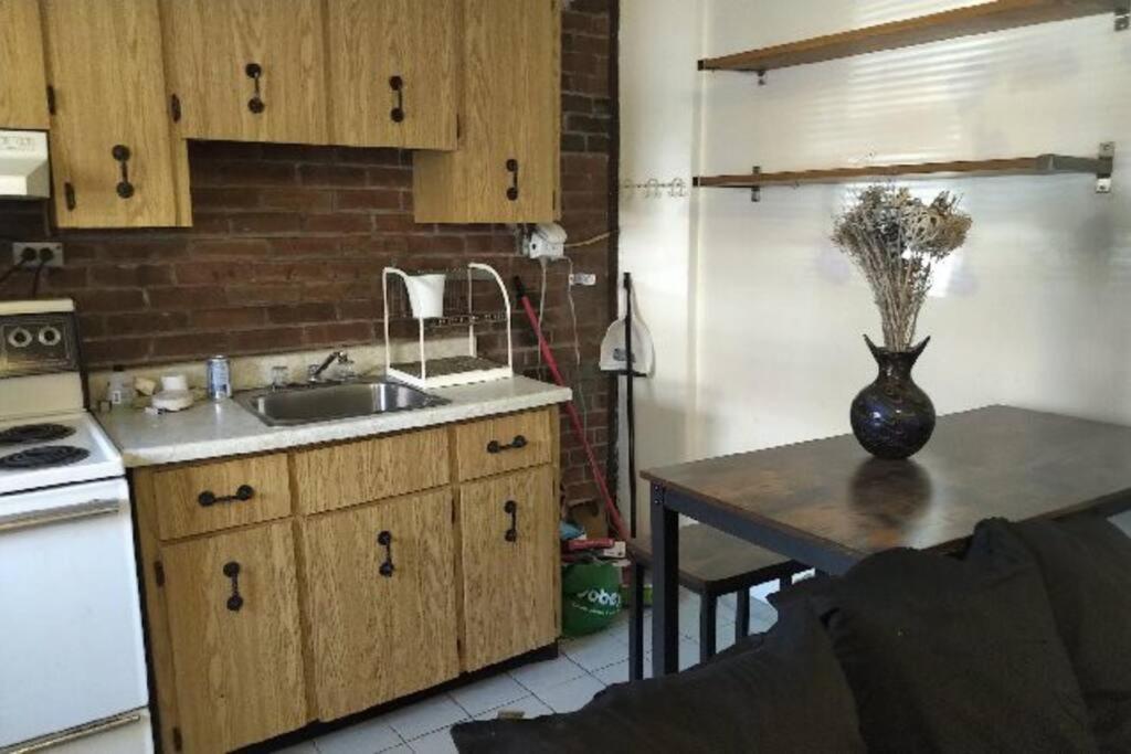 Awesome Cozy 1 Bedroom Coachhouse Toronto Zewnętrze zdjęcie