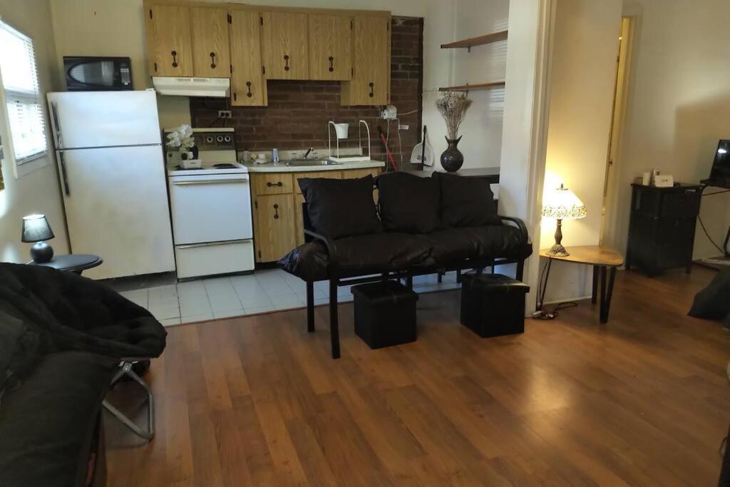 Awesome Cozy 1 Bedroom Coachhouse Toronto Zewnętrze zdjęcie
