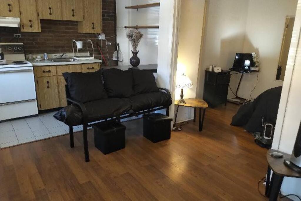 Awesome Cozy 1 Bedroom Coachhouse Toronto Zewnętrze zdjęcie